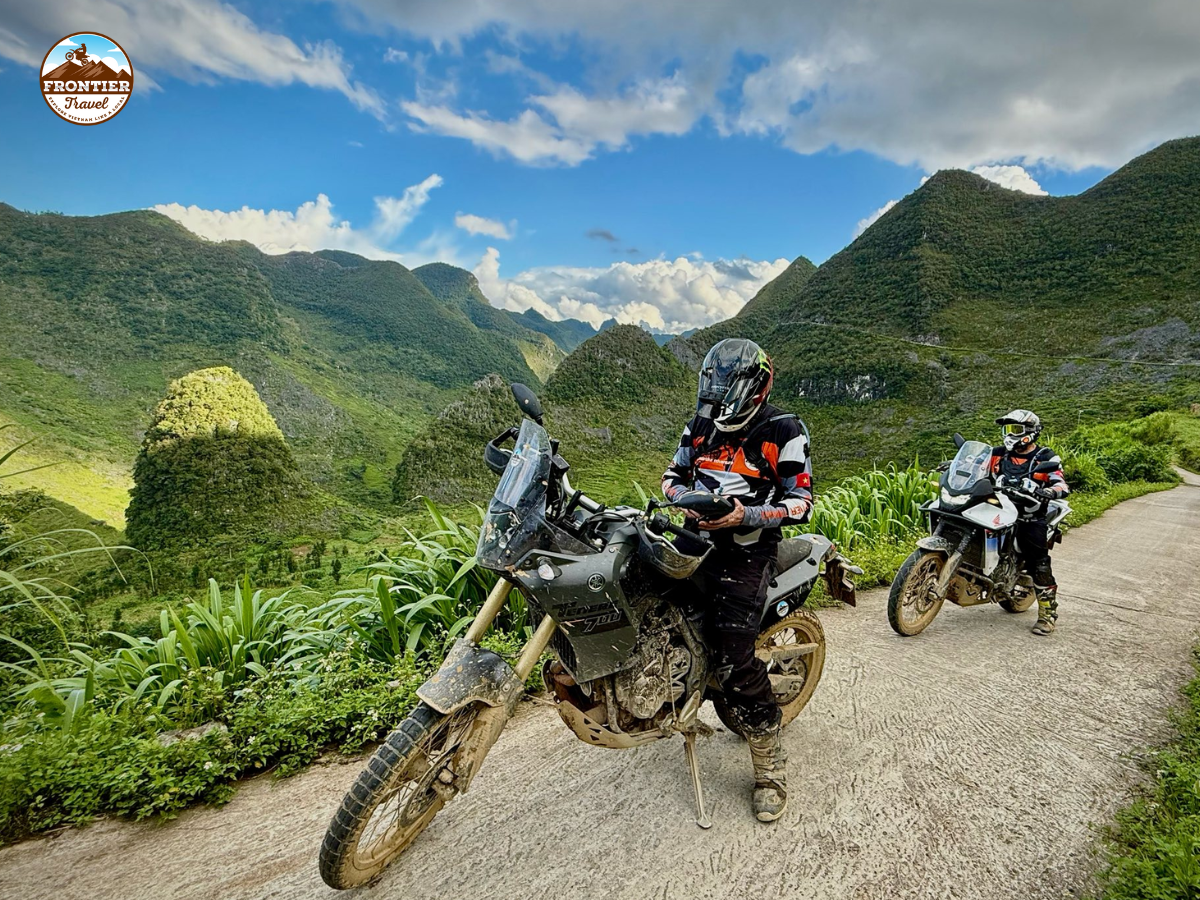 Ha Giang Loop motorbike tour